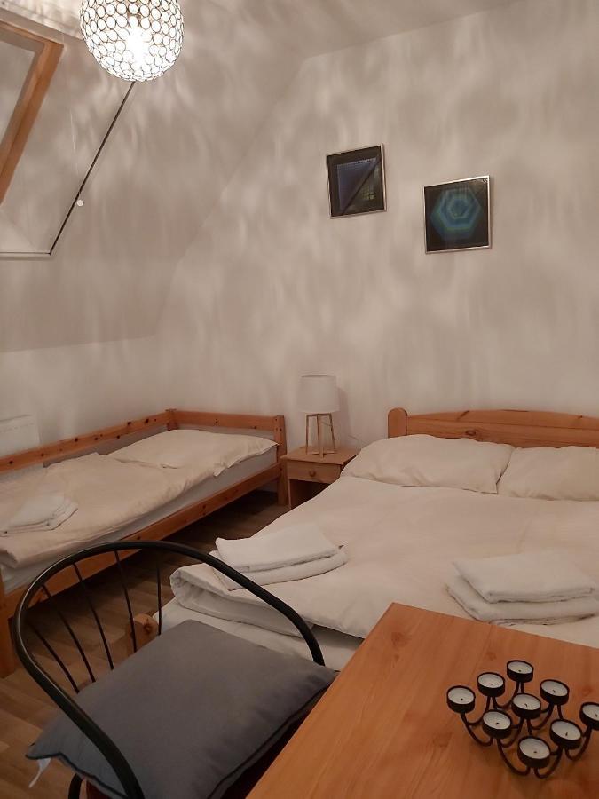 Platanus Vendeghaz Zamardi Bed & Breakfast Eksteriør bilde