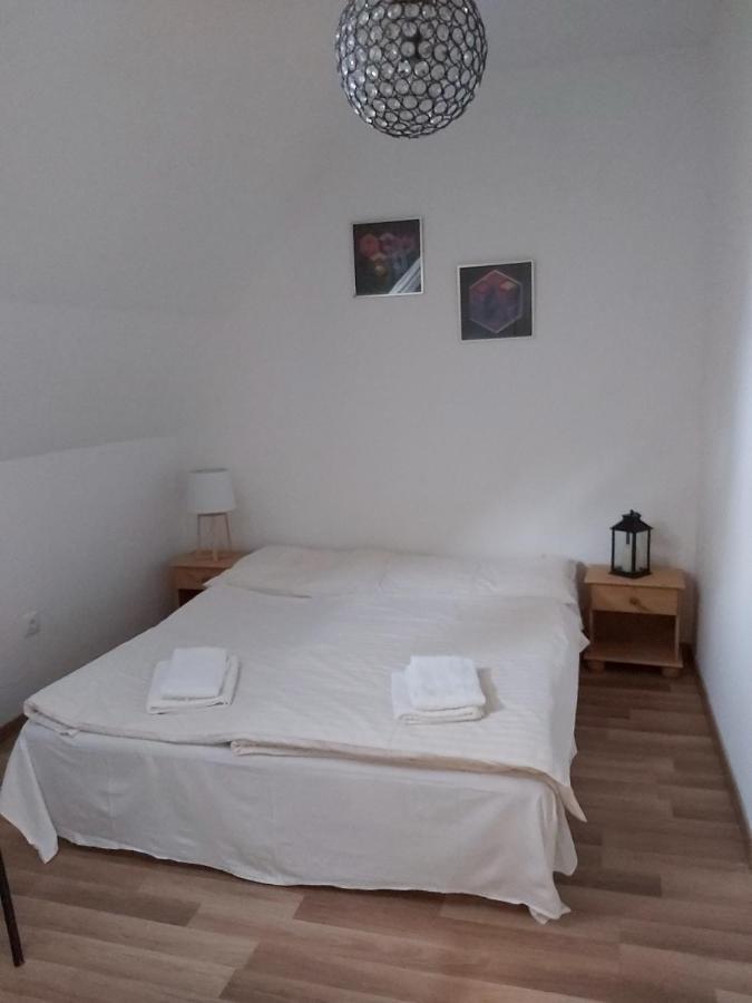 Platanus Vendeghaz Zamardi Bed & Breakfast Eksteriør bilde