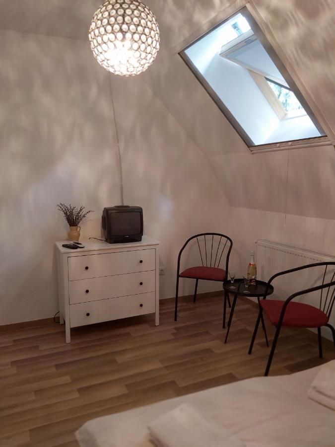Platanus Vendeghaz Zamardi Bed & Breakfast Eksteriør bilde
